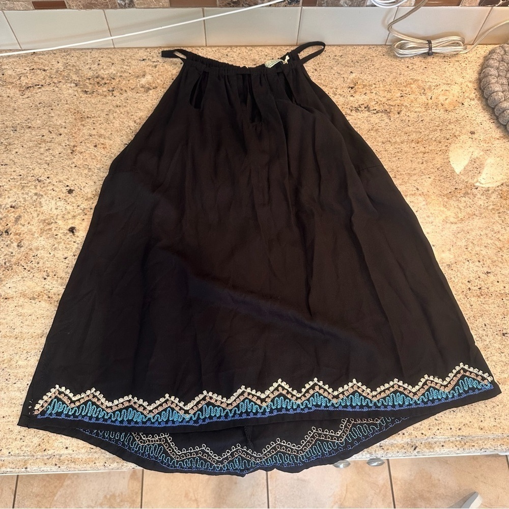 Santiki Black Embroidered Women's Halter Top NWT Size Large